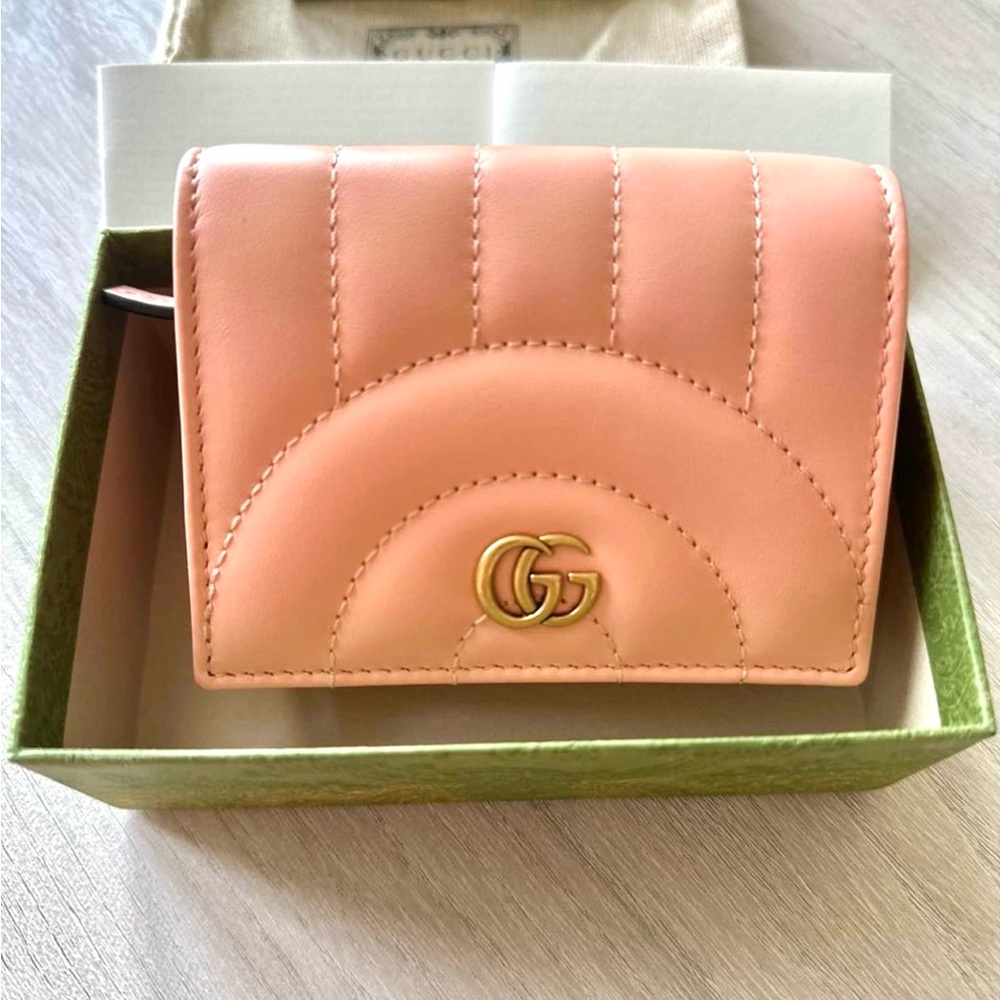 Gucci Wallet GG Marmont Chevron Matelasse Leather Card Case Wallet